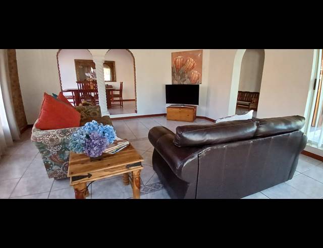 4 BEDROOM HOUSE FOR SALE IN VANDERBIJLPARK SE 3